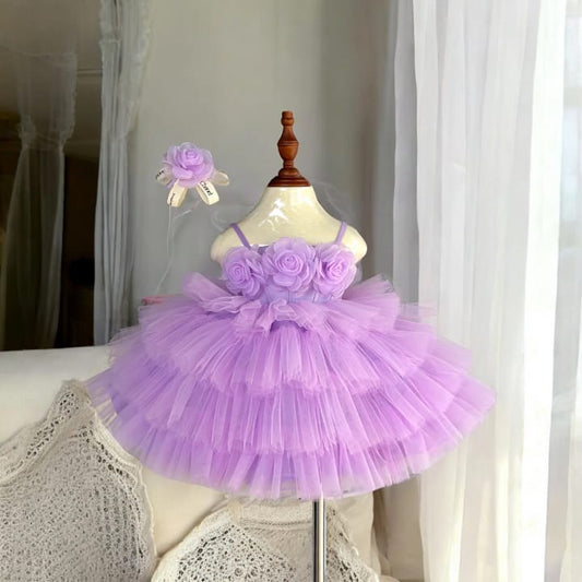 Vestido infantil com camadas